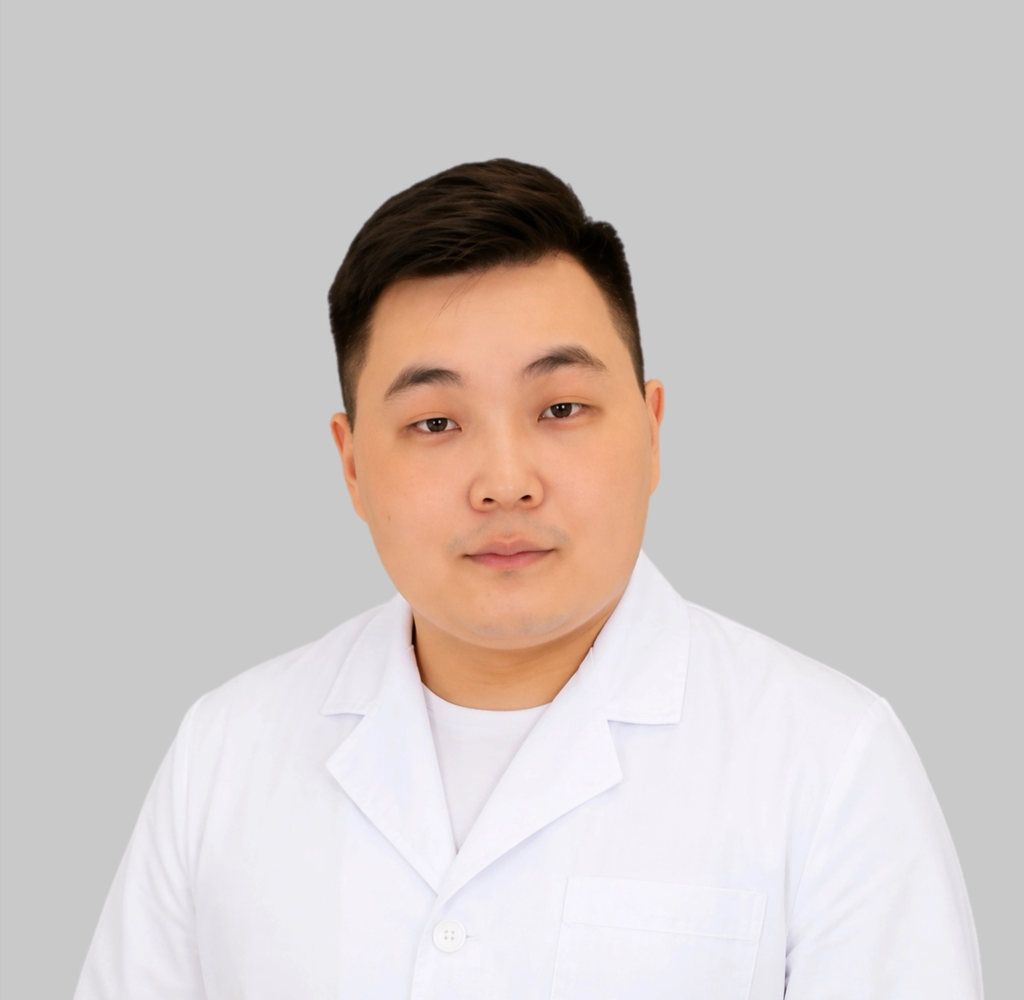 Доткор нашей клиники Мадаев Андрей Алексеевич